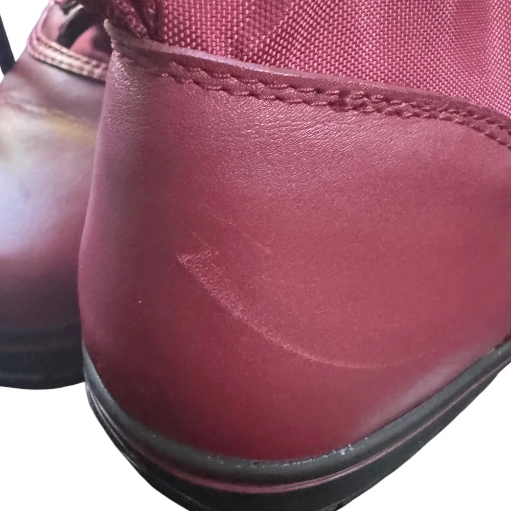 Coach Sage Snow Red Burgundy Nylon Leather Lace Up Mild Calf Winter Boots Size 7